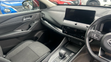 Nissan Qashqai 1.3 DiG-T MH 158 N-Connecta 5dr Xtronic Petrol Hatchback